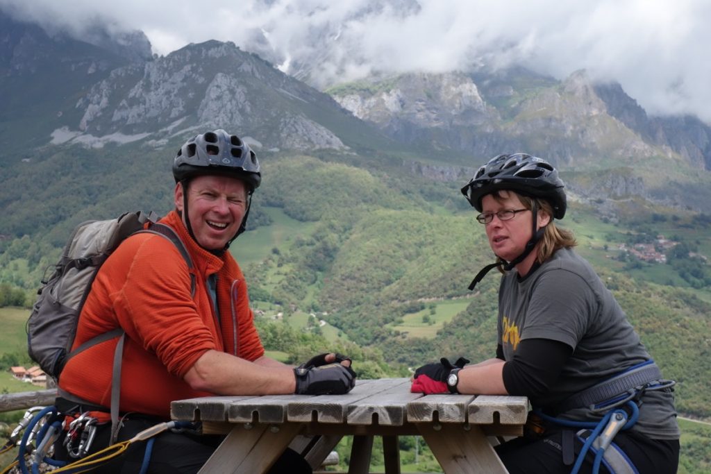 Enjoying a day off with friends in the Picos Du Europa with a combination of mountainbiking down from Fuente Du and a via ferrata and lunch at the top.