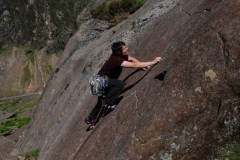 Mark reeves on the esoteric Glass Flipper, a HVS slab made of Grit-type rock in the Llanberis Pass.